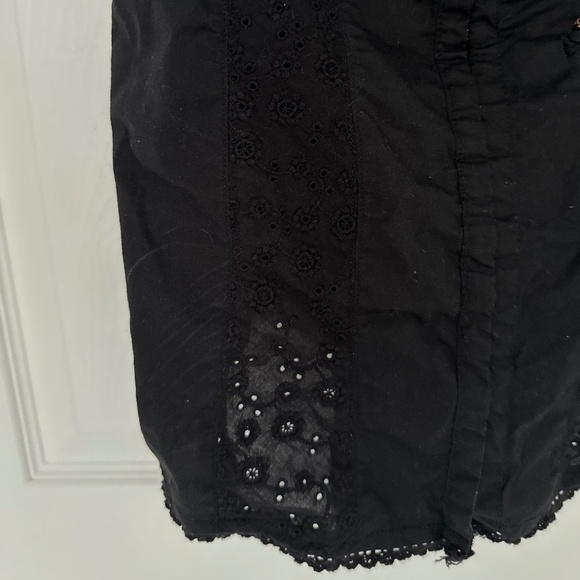 Guess Black Eyelet Inset Corset Top w/ Ruched Neckline Size M PRE-OWNED - Picture 5 of 16
